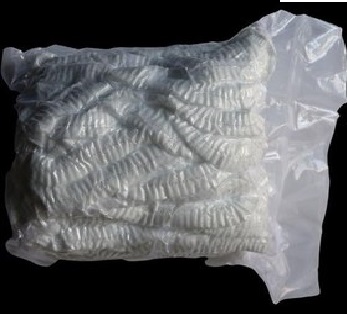 تصویر 4 از کلاه آکاردئونی یکبار مصرف مشکی مناسب محیط‌ های بهداشتی و کاری